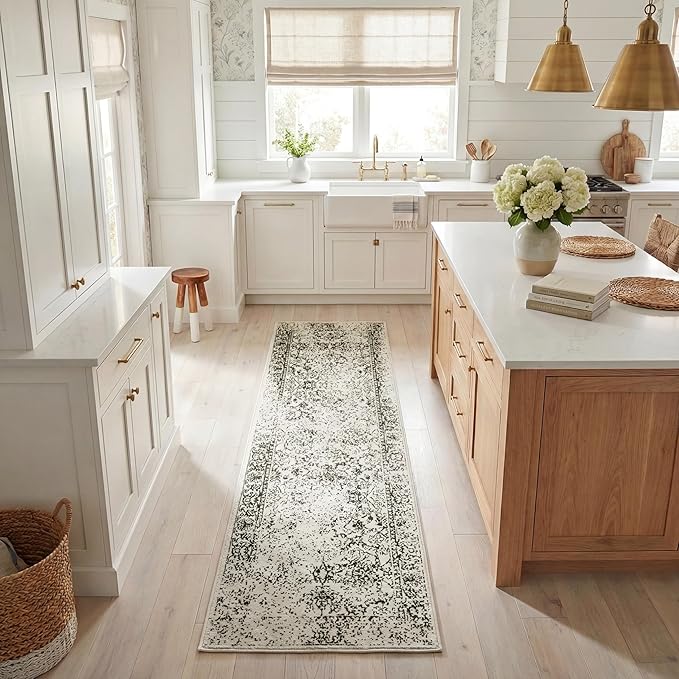 SAFAVIEH Adirondack Collection Runner Rug by Unknown