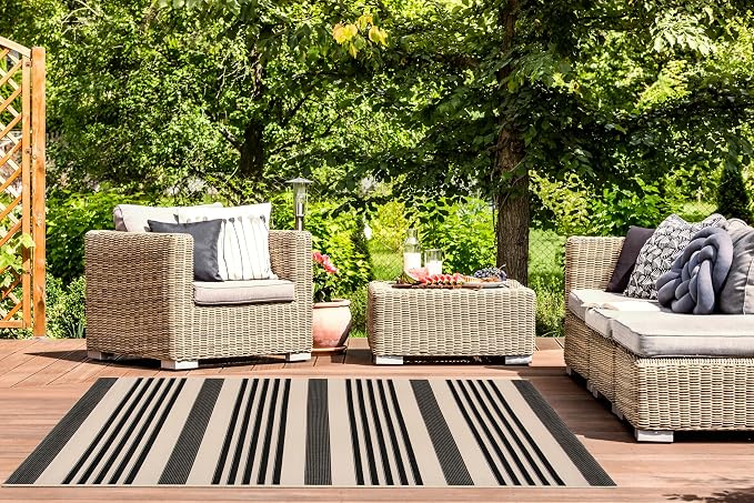 SAFAVIEH Washable Rug Outdoor Courtyard Collection - Image 8