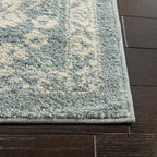 SAFAVIEH Area Rug 9x12 - Image 4