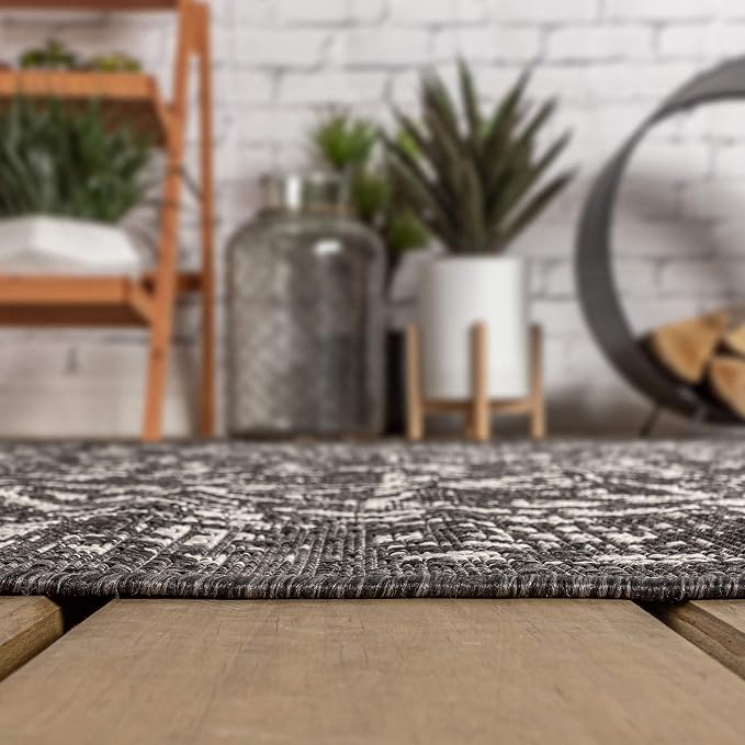 JONATHAN Y Boho Medallion Indoor Outdoor Round Area Rug 6 Ft Black/Gray - Image 6