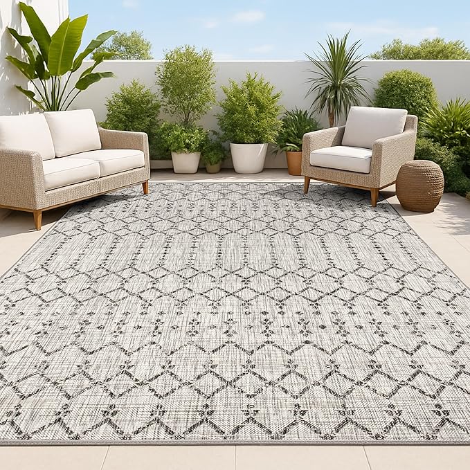 JONATHAN Y Moroccan Geometric Indoor Outdoor Area Rug 3X5 Light Gray/Black by JONATHANY