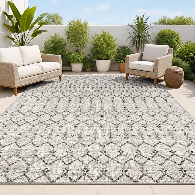 JONATHAN Y Moroccan Geometric Indoor Outdoor Area Rug 5X8 Light Gray/Black by JONATHANY