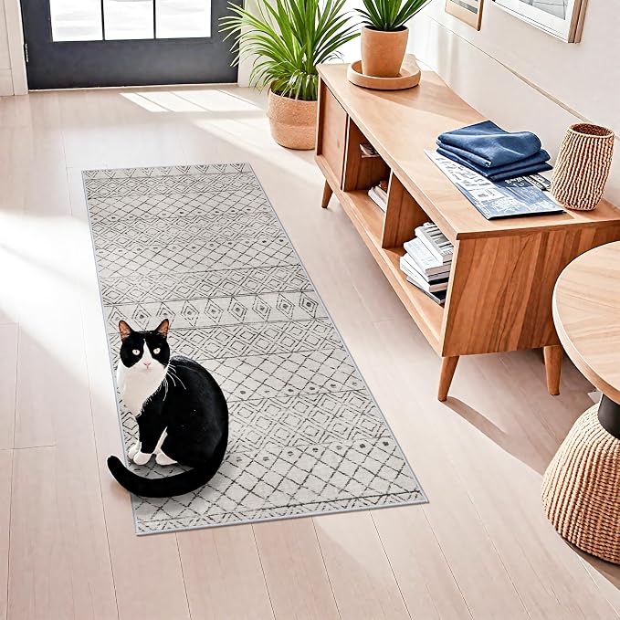 2x5 Rug Runner Moroccan by BYYVOORugsforYourHome