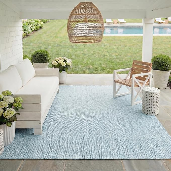 SAFAVIEH Outdoor Square Rug 9' - Image 6