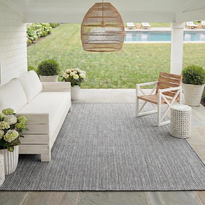 SAFAVIEH Outdoor Area Rug 10x14 - Image 10