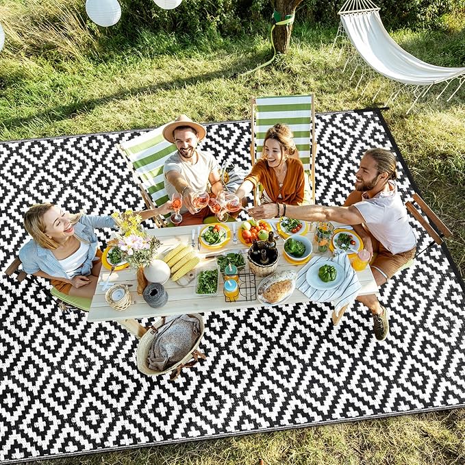 Outdoor Patio Plastic Straw Rug - Image 2