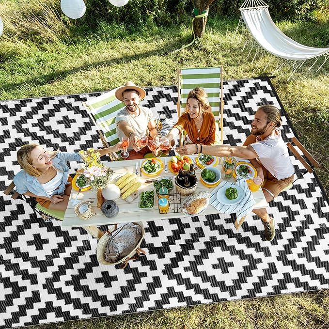 Outdoor Patio Plastic Straw Rug - Image 2