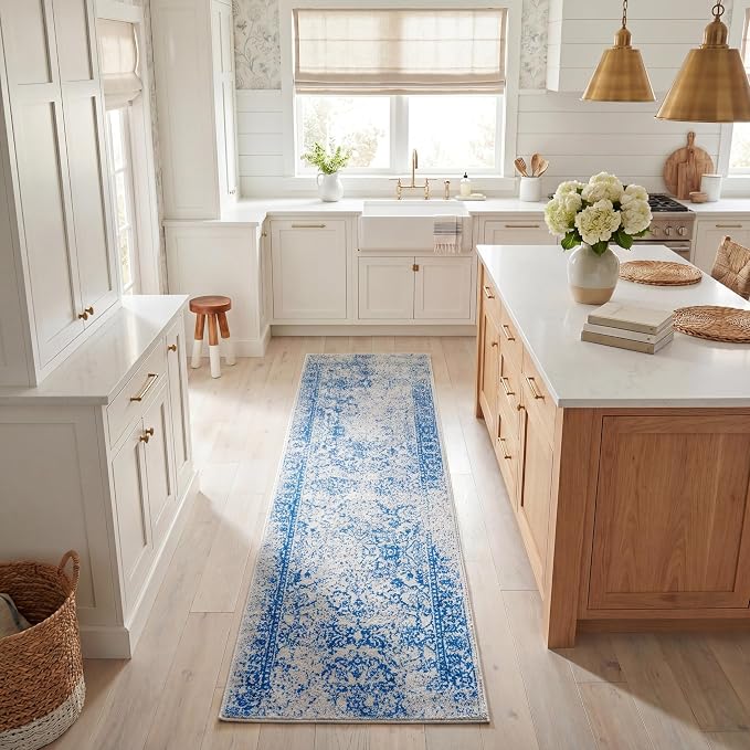 SAFAVIEH Adirondack Collection Runner Rug by Unknown