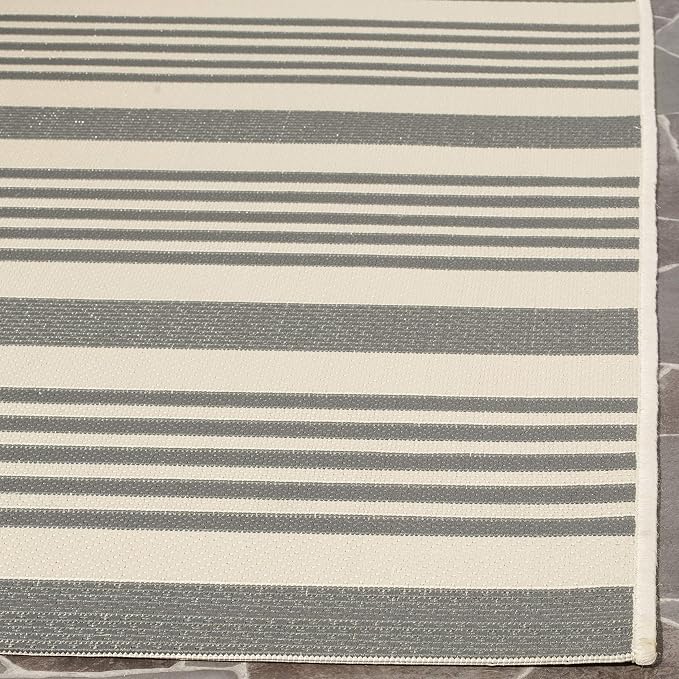 SAFAVIEH Washable Rug Outdoor Courtyard Collection - Image 3