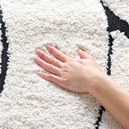 SAFAVIEH Area Rug 8x10 - Image 8