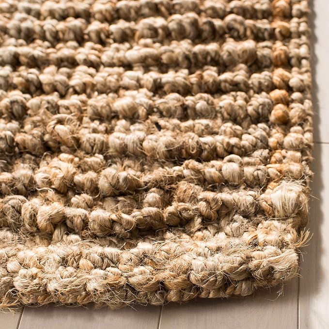 SAFAVIEH Area Rug 4x6 - Image 4