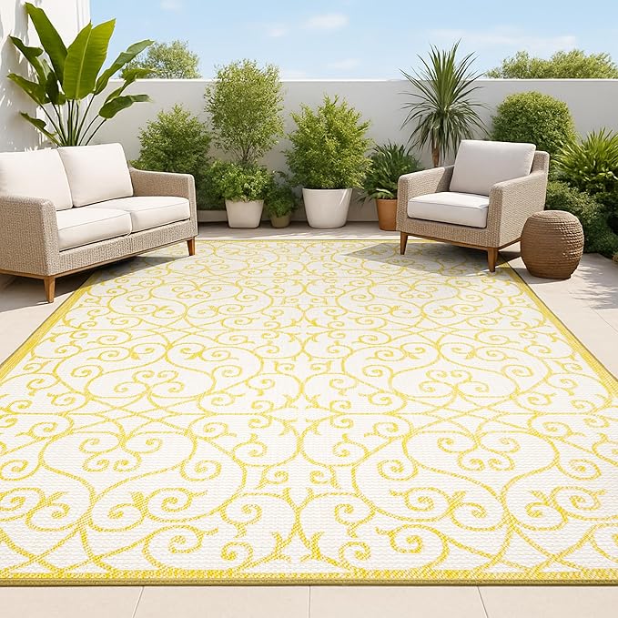 JONATHAN Y Vintage Filigree Indoor Outdoor Area Rug 4X6 Cream/Yellow, Madrid by JONATHANY