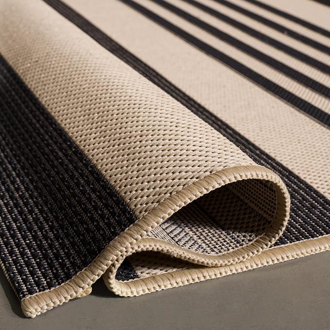 SAFAVIEH Washable Rug Outdoor Courtyard Collection - Image 3
