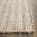SAFAVIEH Area Rug 2x3 - Image 4