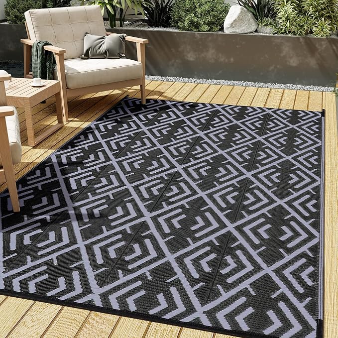 HUGEAR Outdoor Plastic Straw Rug, Waterproof Outdoor Rugs by HUGEAR