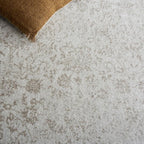 SAFAVIEH Area Rug 6x9 - Image 6