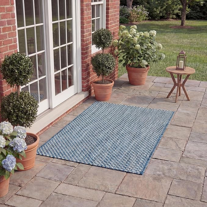 SAFAVIEH Washable Rug Outdoor Courtyard Collection by Unknown