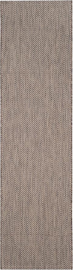 SAFAVIEH Outdoor Runner Rug 2'3"x6'7" - Image 3
