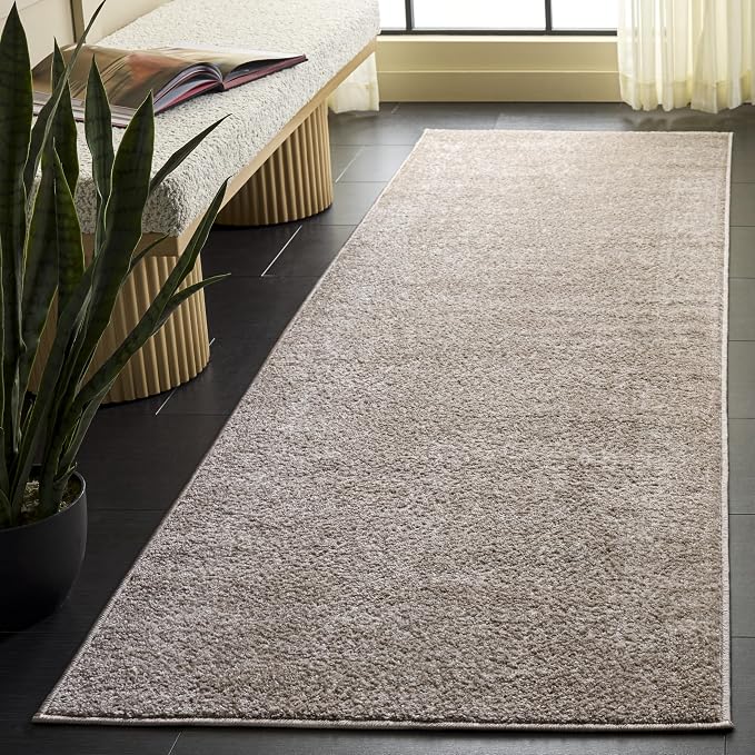 SAFAVIEH Runner Rug 2'6"x8' by Unknown