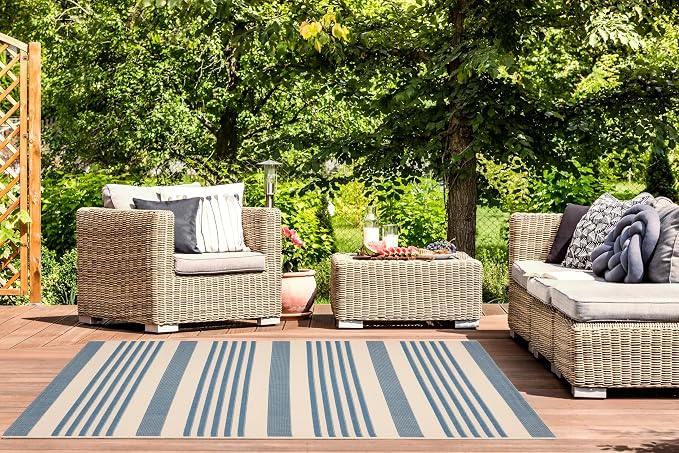 SAFAVIEH Courtyard Collection Area Rug - Image 8