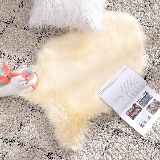 MIULEE Fluffy Rug Soft Shaggy Faux Fur Area Rug Luxury Plush Sheepskin Carpet - Image 4