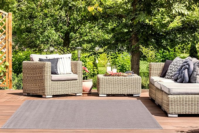 SAFAVIEH Washable Rug Outdoor Courtyard Collection - Image 7