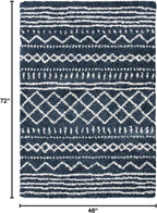 SAFAVIEH Area Rug 4x6 - Image 2