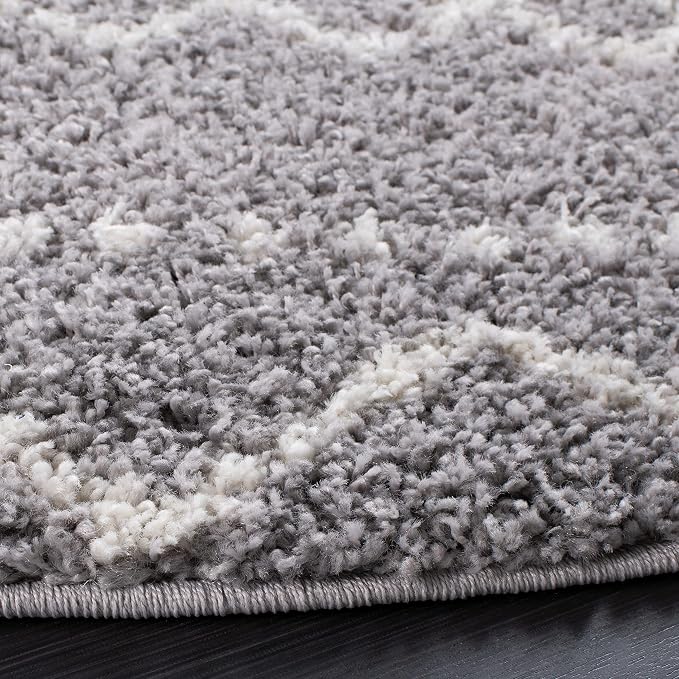 SAFAVIEH Arizona Shag Collection Area Rug by Unknown