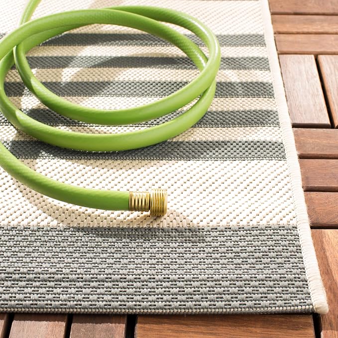 SAFAVIEH Washable Rug Outdoor Courtyard Collection - Image 4