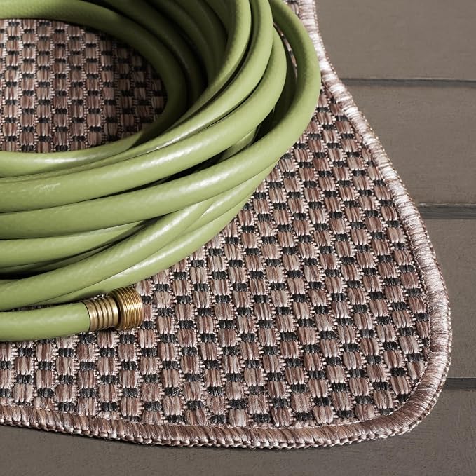 SAFAVIEH Washable Rug Outdoor Courtyard Collection - Image 5