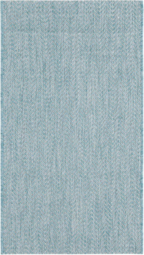 SAFAVIEH Outdoor Accent Rug 2'3"x5' - Image 2