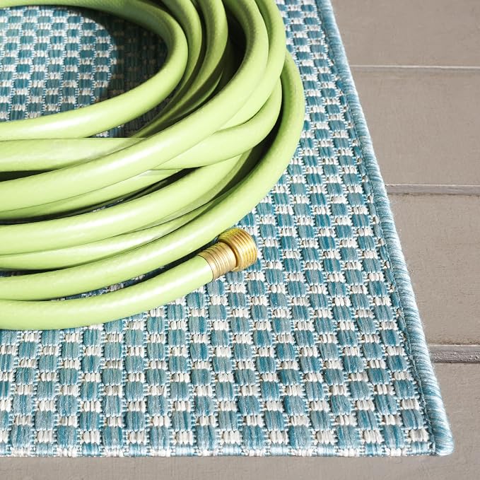 SAFAVIEH Washable Rug Outdoor Courtyard Collection - Image 4