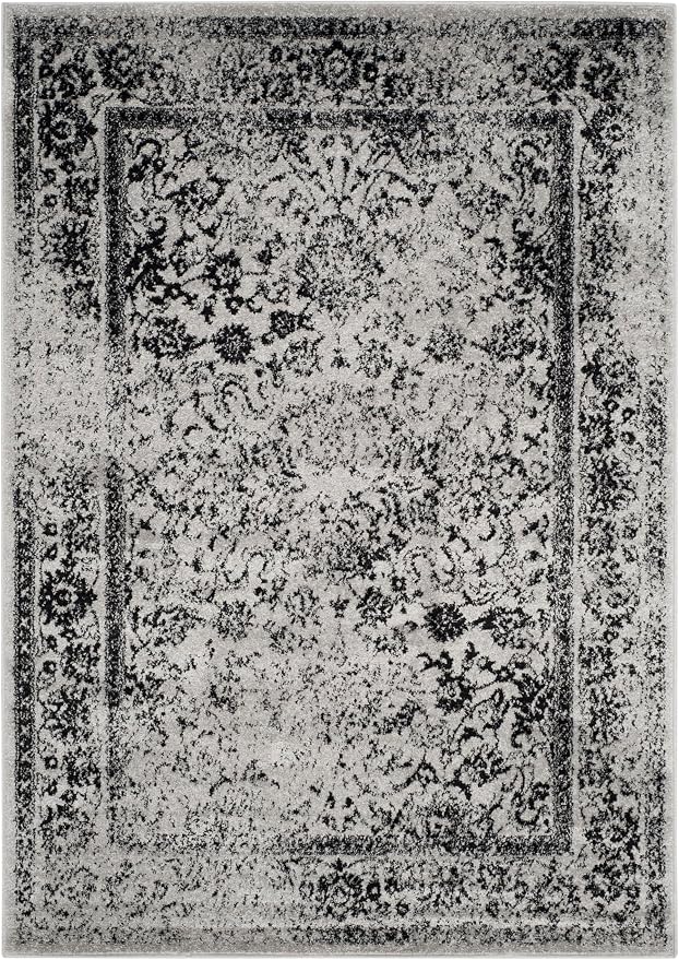 SAFAVIEH Area Rug 4x6 - Image 3