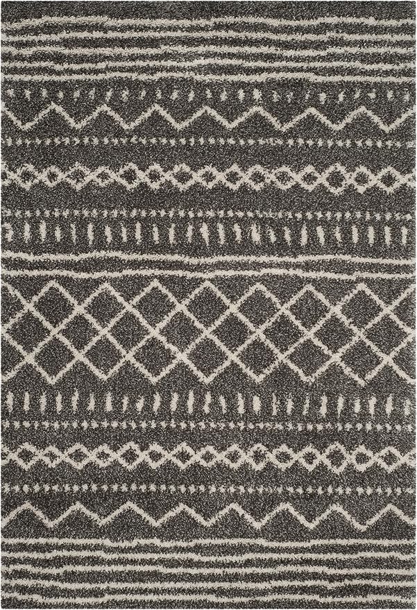 SAFAVIEH Area Rug 4x6 - Image 2