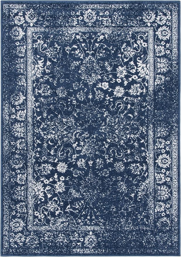 SAFAVIEH Area Rug 4x6 - Image 2
