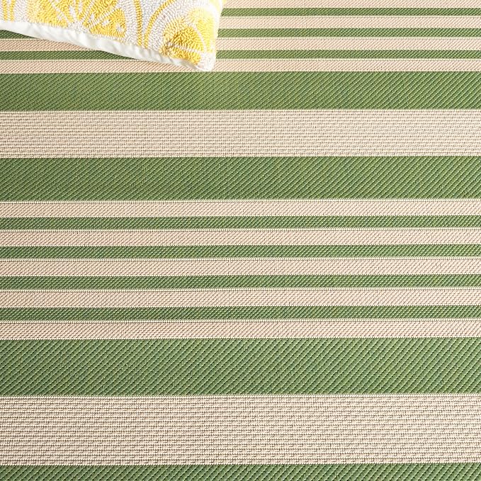 SAFAVIEH Washable Rug Outdoor Courtyard Collection - Image 6