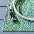 SAFAVIEH Washable Rug Outdoor Courtyard Collection - Image 5