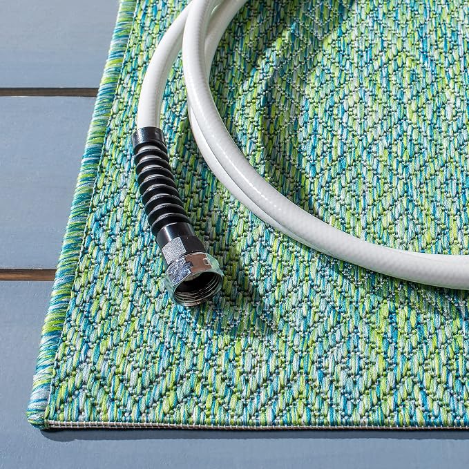 SAFAVIEH Washable Rug Outdoor Courtyard Collection - Image 5
