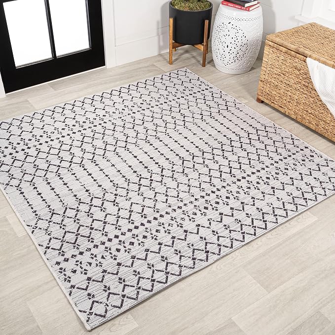 JONATHAN Y Moroccan Geometric Indoor Outdoor Square Area Rug 3X3 Cream/Black by JONATHANY