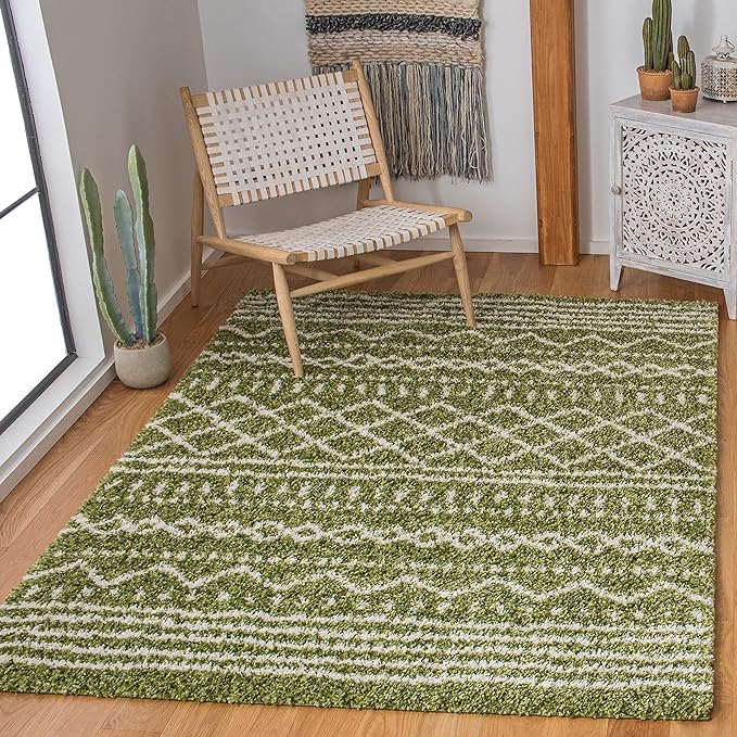 SAFAVIEH Area Rug 4x6 by Unknown