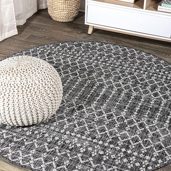 JONATHAN Y Moroccan Geometric Indoor Outdoor Round Area Rug 8 Ft Black/Gray by JONATHANY