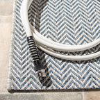 SAFAVIEH Outdoor Area Rug 5'3"x7'7" - Image 5