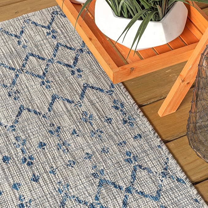 JONATHAN Y Moroccan Geometric Indoor Outdoor Area Rug 3X5 Light Gray/Navy - Image 8
