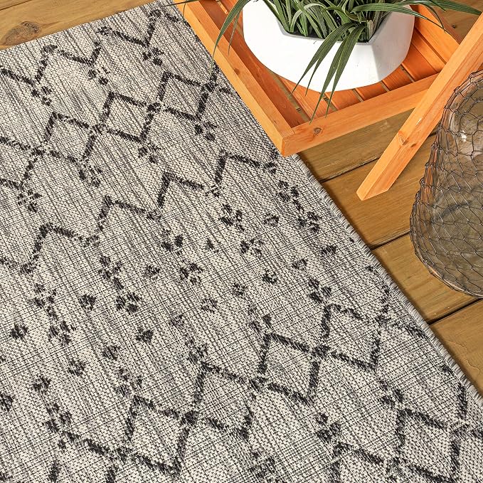 JONATHAN Y Moroccan Geometric Indoor Outdoor Runner Rug 2X8 Light Gray/Black - Image 6