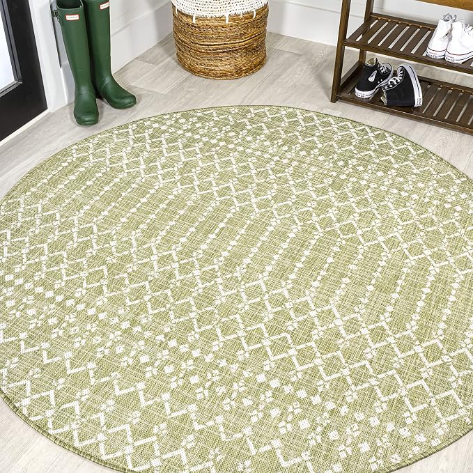 JONATHAN Y Moroccan Geometric Indoor Outdoor Round Area Rug 5 Ft Light by JONATHANY