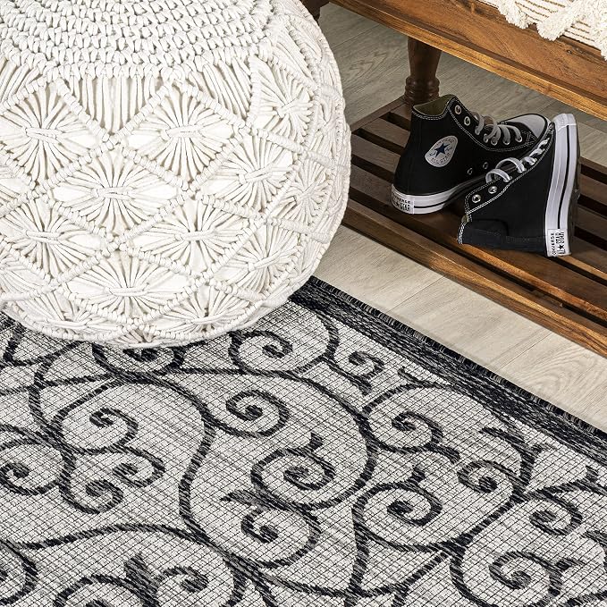 JONATHAN Y Vintage Filigree Indoor Outdoor Round Area Rug 5 Ft Light Gray/Black - Image 5