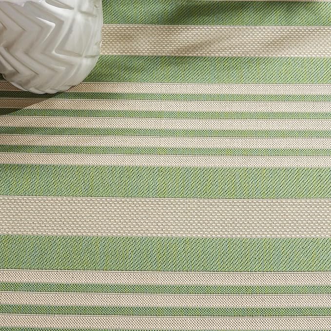 SAFAVIEH Washable Rug Outdoor Courtyard Collection - Image 6