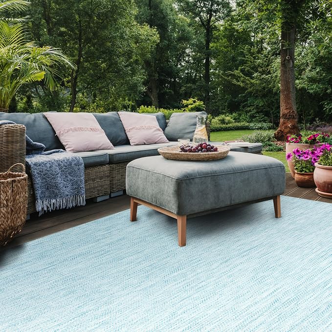 SAFAVIEH Outdoor Area Rug 6'7"x9'6" - Image 7