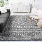 SAFAVIEH Arizona Shag Collection Area Rug by Unknown