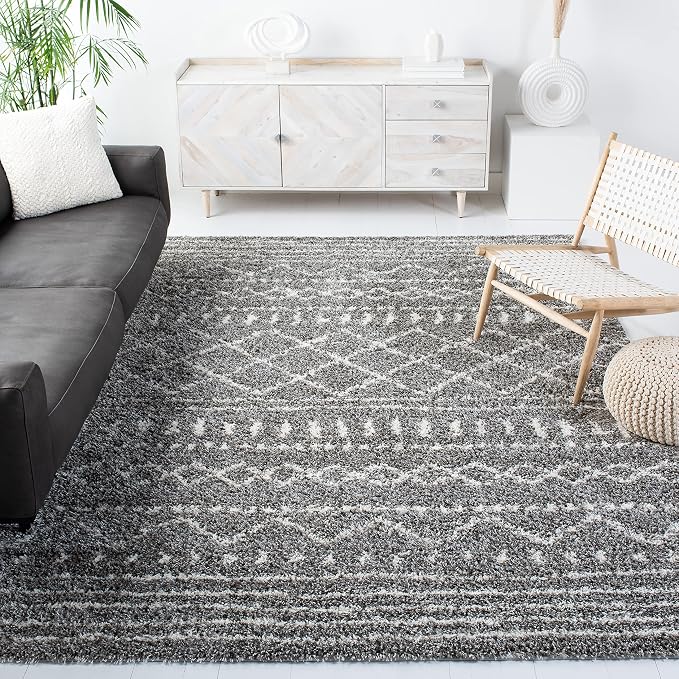 SAFAVIEH Arizona Shag Collection Area Rug by Unknown